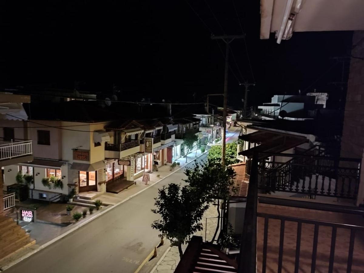 Ξενώνας Φωτεινη Ouranoupoli Ngoại thất bức ảnh